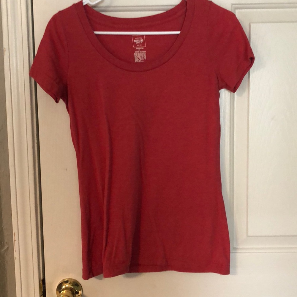 NWT Size S red T-shirt